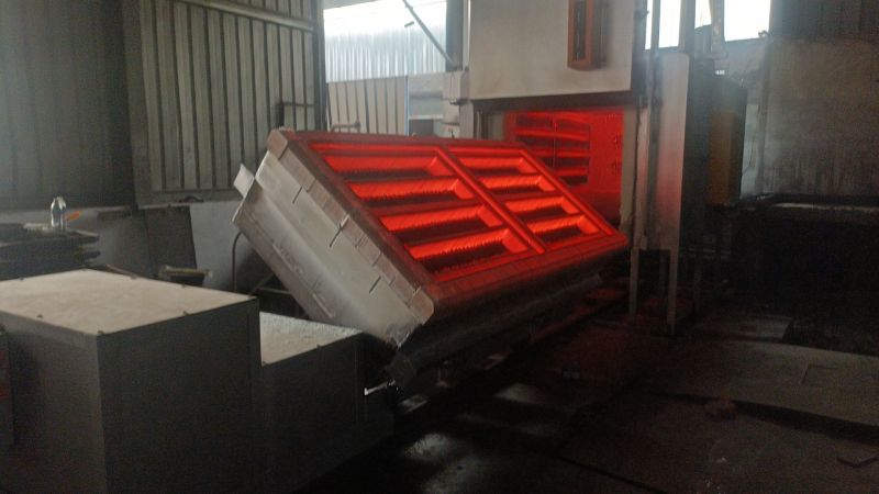 翻轉(zhuǎn)式臺(tái)車爐